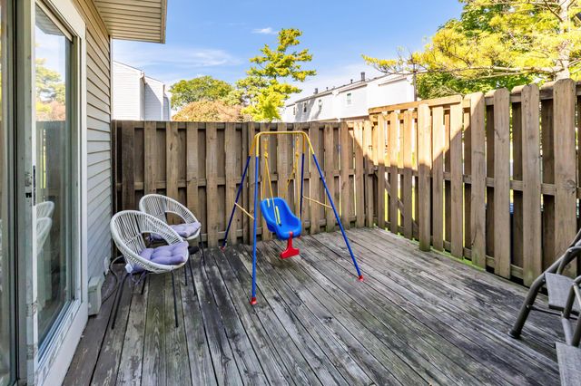 867 Pineway Drive, Columbus, OH 43085