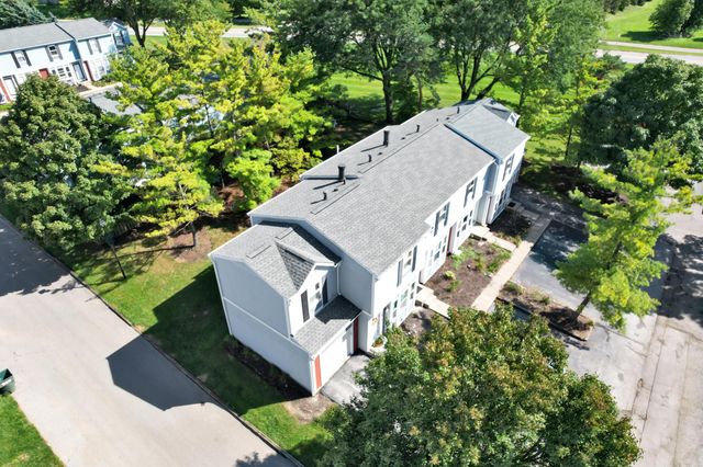 867 Pineway Drive, Columbus, OH 43085