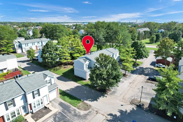 867 Pineway Drive, Columbus, OH 43085