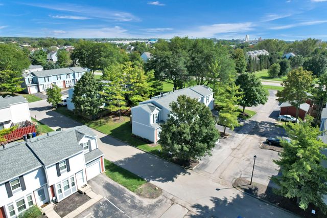867 Pineway Drive, Columbus, OH 43085