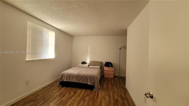 14951 SW 82nd Ln 17-504, Miami, FL 33193