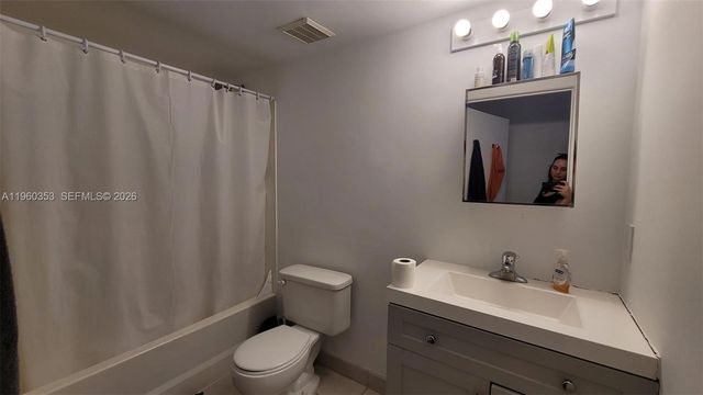 14951 SW 82nd Ln 17-504, Miami, FL 33193