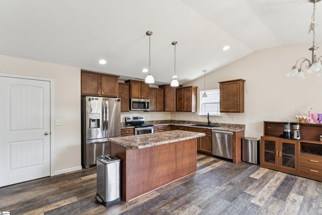 129 Lyman Lake Road, Lyman, SC 29365