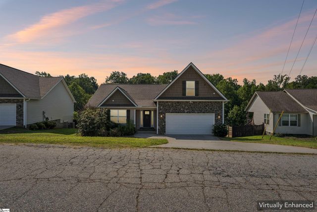 129 Lyman Lake Road, Lyman, SC 29365