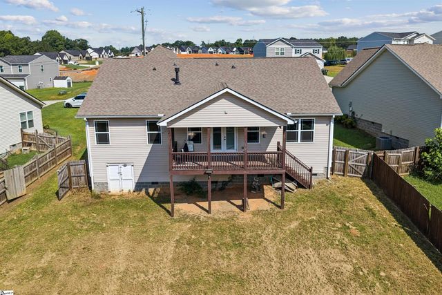 129 Lyman Lake Road, Lyman, SC 29365