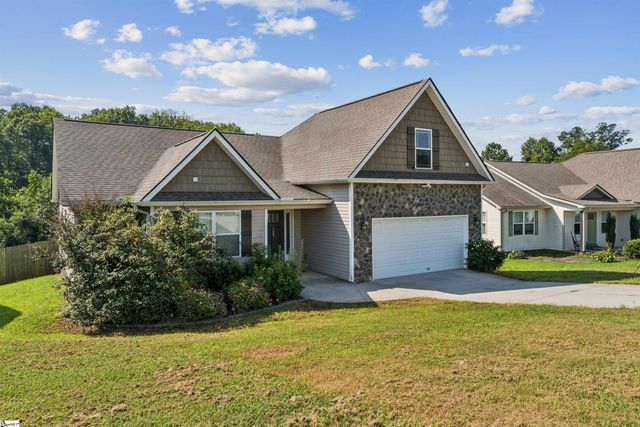 129 Lyman Lake Road, Lyman, SC 29365