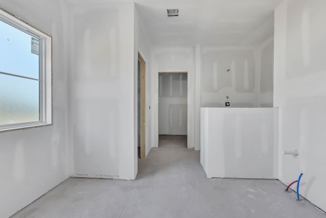 1717 Powell Rd, Clarksville, TN 37043