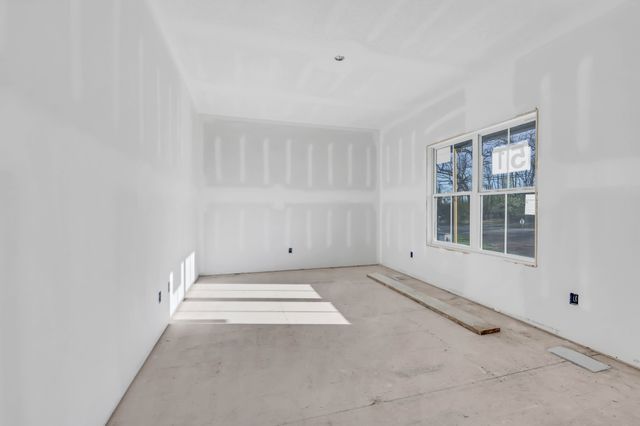 1717 Powell Rd, Clarksville, TN 37043