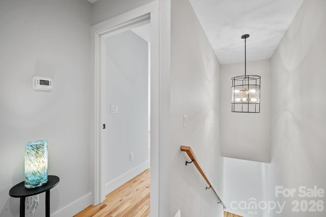 5 Gudger Road, Asheville, NC 28806