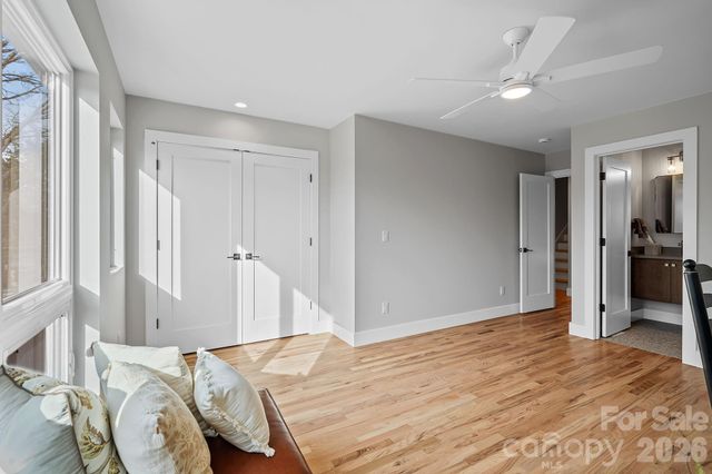 5 Gudger Road, Asheville, NC 28806