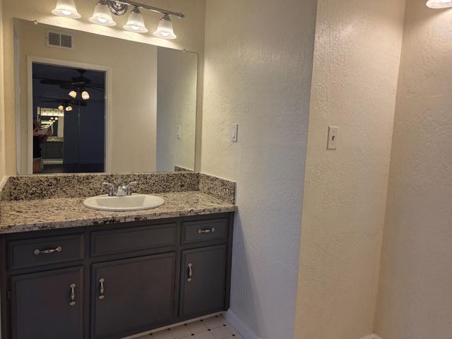 4412 Otis Ct, Carmichael, CA 95608