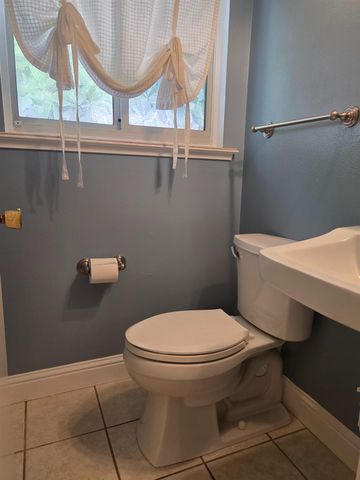 4412 Otis Ct, Carmichael, CA 95608