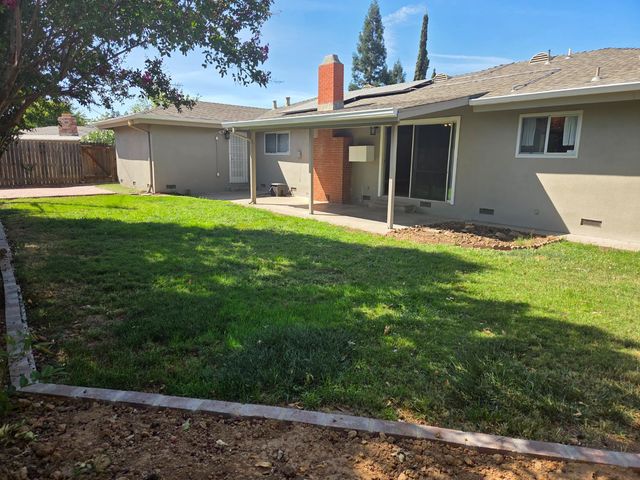 4412 Otis Ct, Carmichael, CA 95608