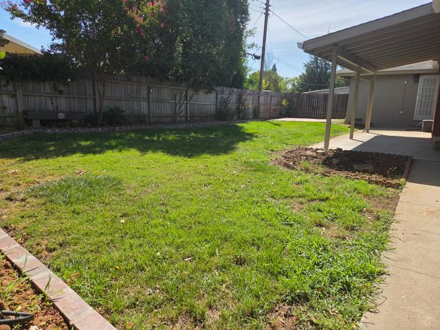 4412 Otis Ct, Carmichael, CA 95608