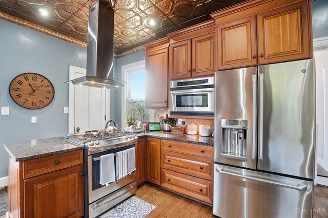 3966 Rose Hill Avenue, Cincinnati, OH 45229