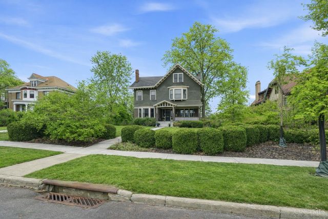 3966 Rose Hill Avenue, Cincinnati, OH 45229