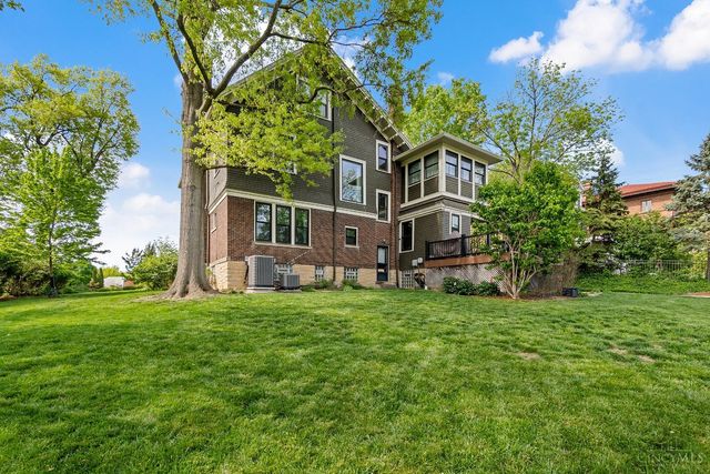 3966 Rose Hill Avenue, Cincinnati, OH 45229