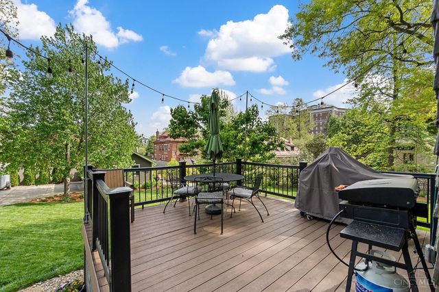 3966 Rose Hill Avenue, Cincinnati, OH 45229