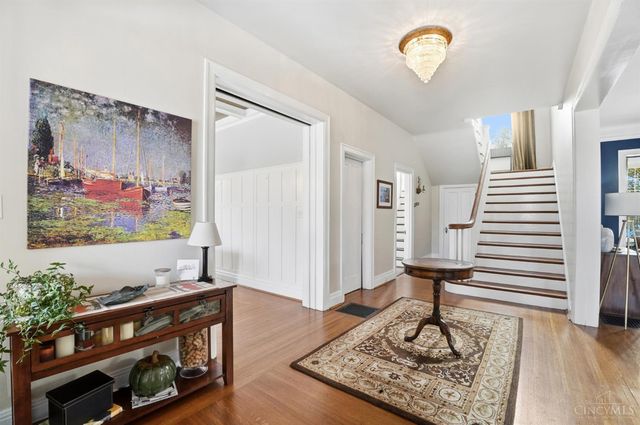 3966 Rose Hill Avenue, Cincinnati, OH 45229
