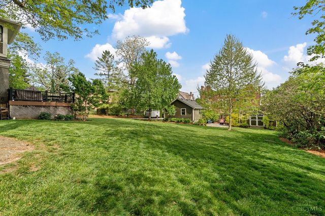 3966 Rose Hill Avenue, Cincinnati, OH 45229