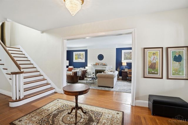3966 Rose Hill Avenue, Cincinnati, OH 45229