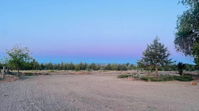 670 NE Cherry Lane Lot 4, Madras, OR 97741