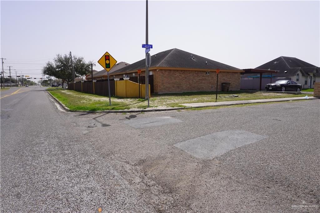 712 Agate Street, Edinburg, TX 78541