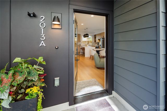 2013 A NW 64th Street, Seattle, WA 98107