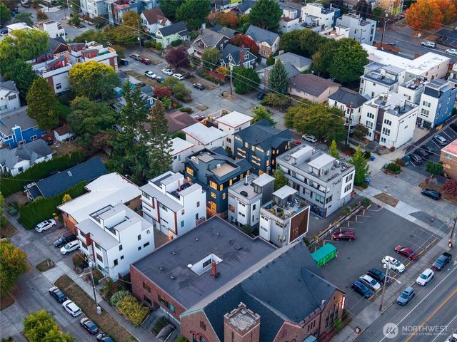 2013 A NW 64th Street, Seattle, WA 98107