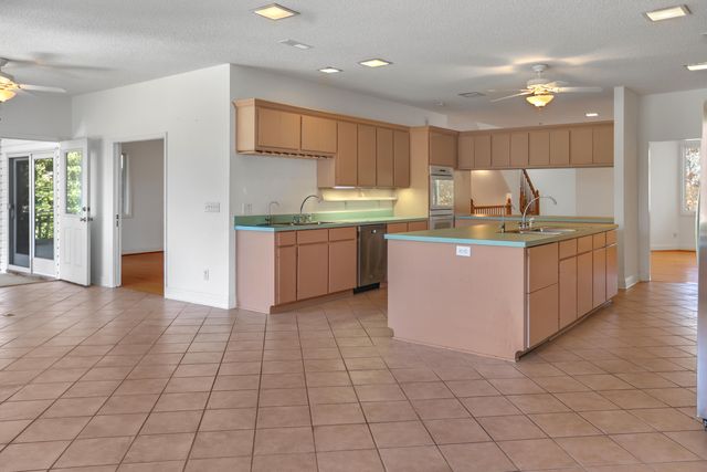 2030 W Lake Shore Drive, Pinopolis, SC 29469