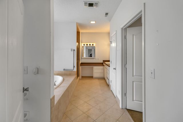 2030 W Lake Shore Drive, Pinopolis, SC 29469