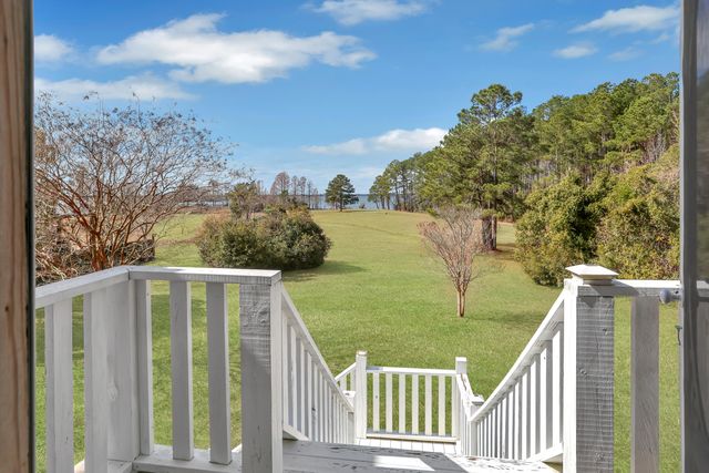 2030 W Lake Shore Drive, Pinopolis, SC 29469