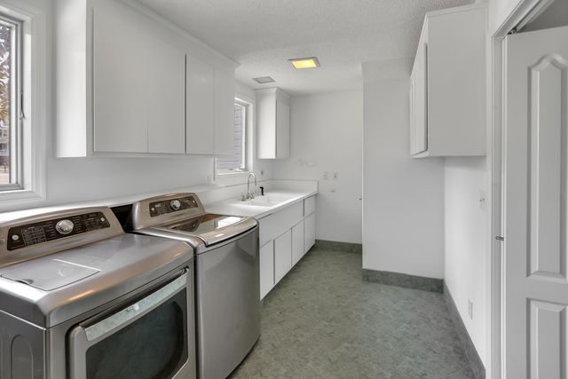 2030 W Lake Shore Drive, Pinopolis, SC 29469