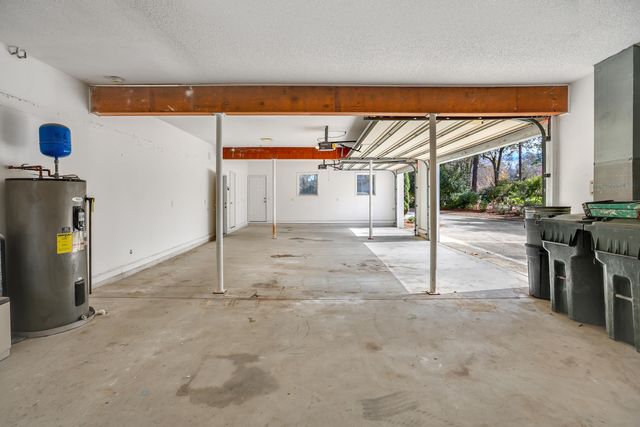 2030 W Lake Shore Drive, Pinopolis, SC 29469