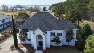 2030 W Lake Shore Drive, Pinopolis, SC 29469