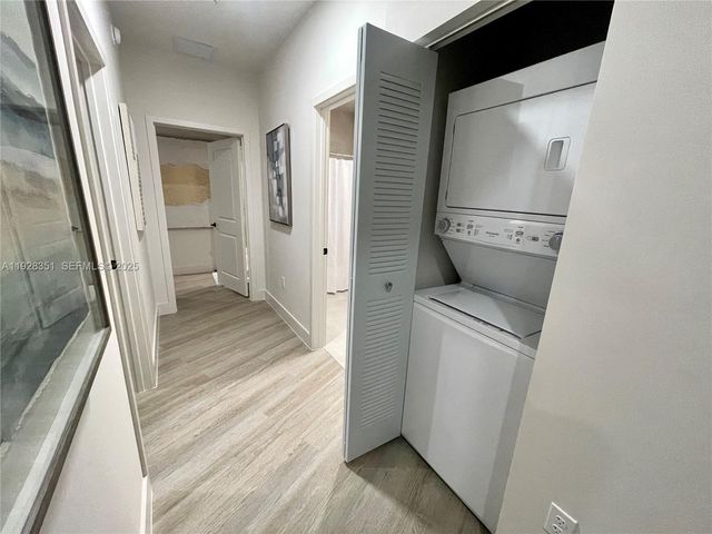 18412 Homestead Ave 227, Miami, FL 33157