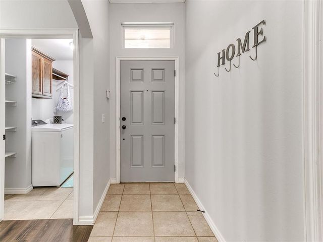 10813 Turtlewood Drive, Midwest City, OK 73130