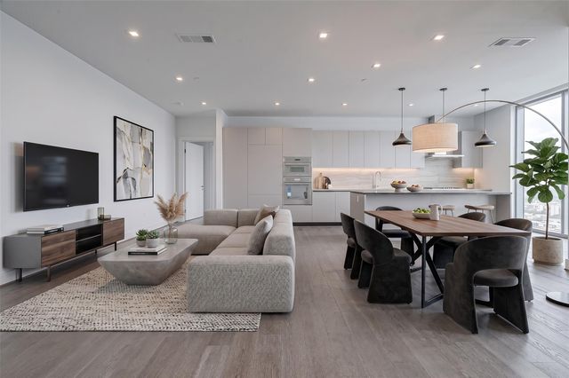 1711 Allen Parkway 1703, Houston, TX 77019