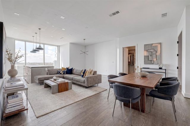 1711 Allen Parkway 1703, Houston, TX 77019