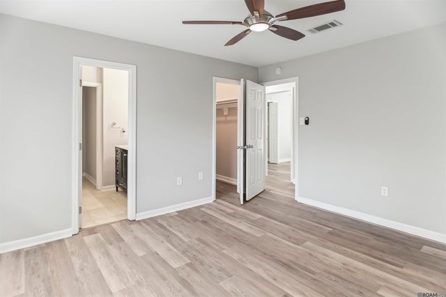 3134 Montreal Dr, Baton Rouge, LA 70819