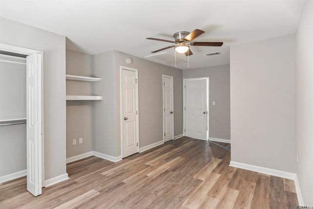 3134 Montreal Dr, Baton Rouge, LA 70819