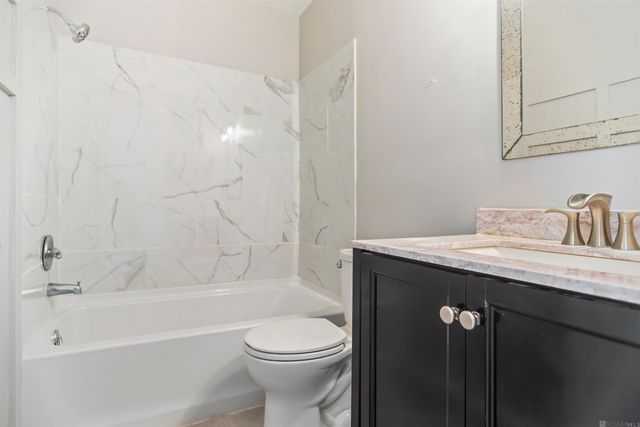 3134 Montreal Dr, Baton Rouge, LA 70819