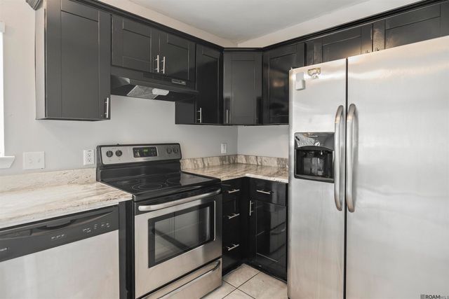 3134 Montreal Dr, Baton Rouge, LA 70819