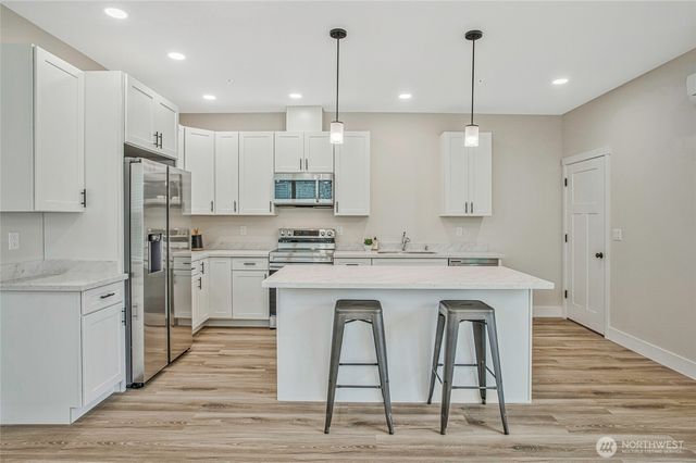 1402 E 51st Street, Tacoma, WA 98404