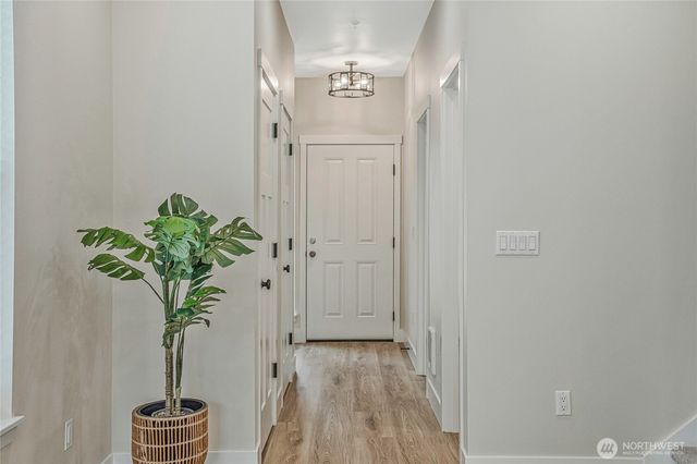 1402 E 51st Street, Tacoma, WA 98404