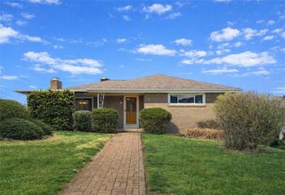 201 Highland Dr, Elizabeth Twp/boro, PA 15037