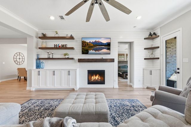 8670 Burdekin Road, Magnolia, TX 77354