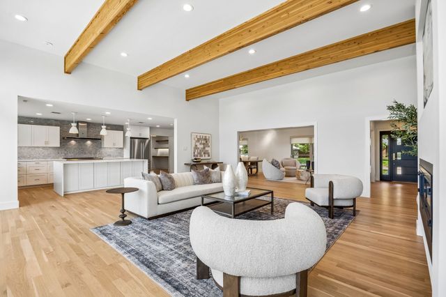 4452 Sugar Mill Road, Dallas, TX 75244
