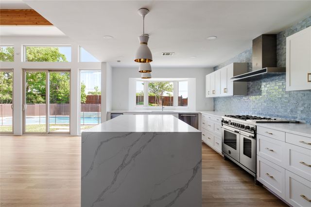 4452 Sugar Mill Road, Dallas, TX 75244