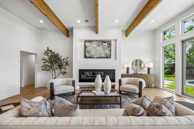 4452 Sugar Mill Road, Dallas, TX 75244